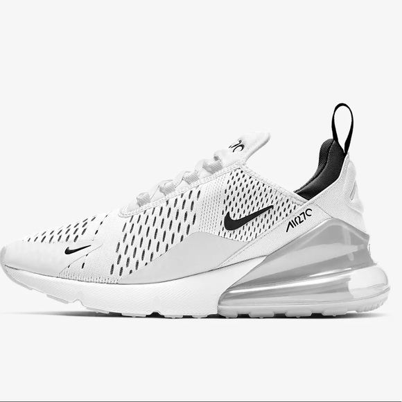 Nike Shoes - Nike Air Max 270